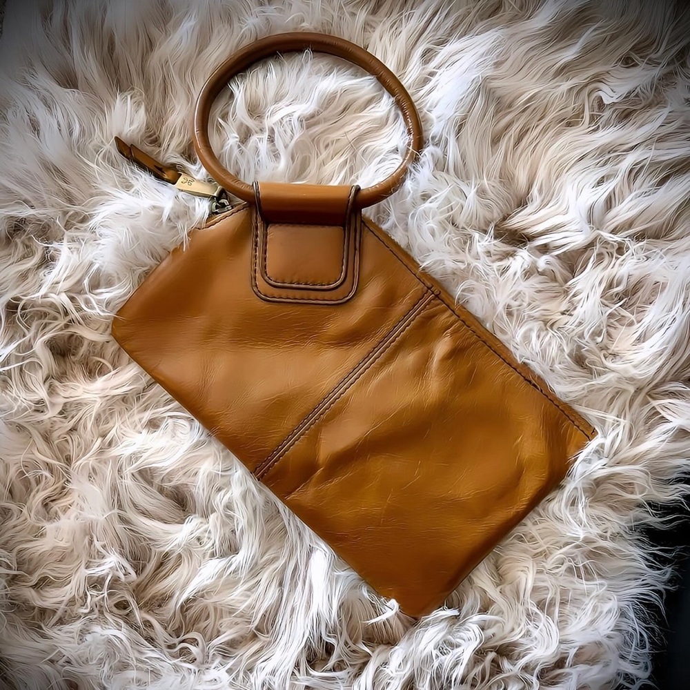 Hobo Sable Wristlet